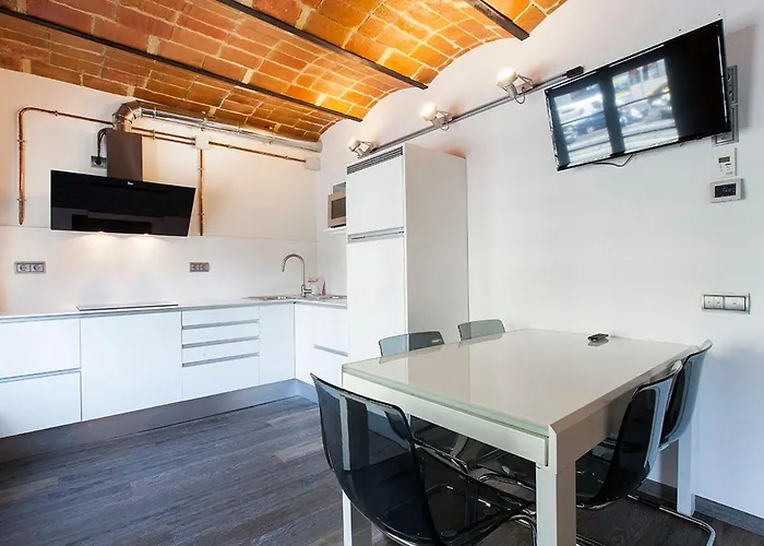 Ab Paral-Lel Spacious Apartments
